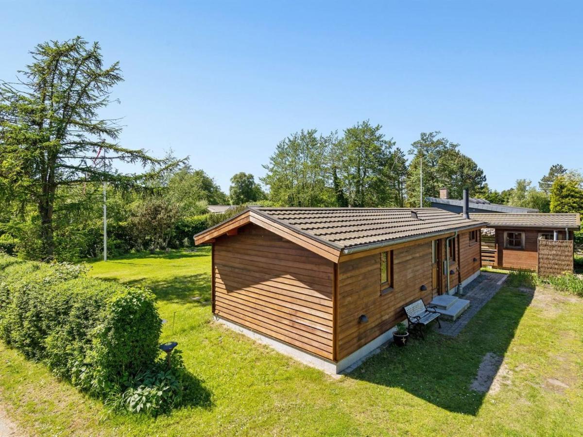 Holiday Home Agda - 100M From The Sea In Lolland- Falster And Mon By Interhome Bøtø By Екстериор снимка